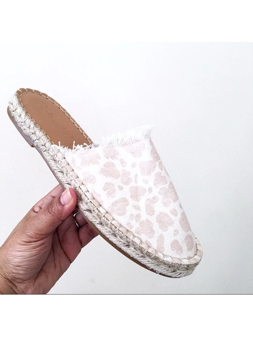 SPLENDID Cheetah Jessica Women's Slip-On Espadrille Mule in Light Beige Slides
